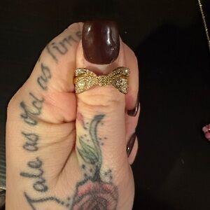 Kendra Scott bow ring